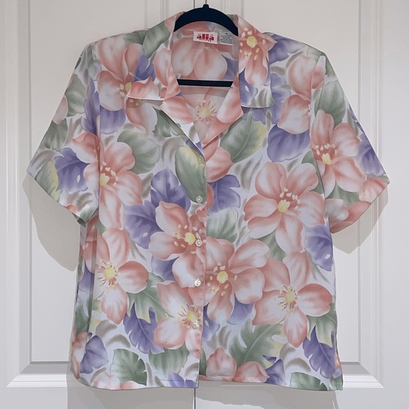 Alia Vintage Resort Shirt - Picture 3 of 9